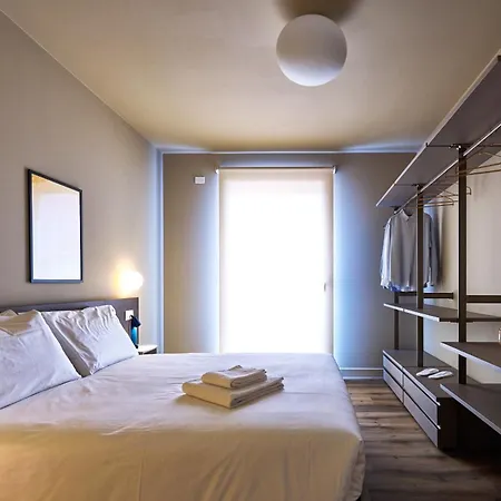 The School Venice, Boutique Loft Apartment *