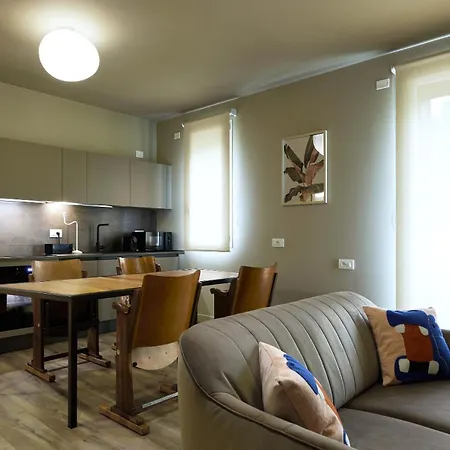 The School Venice, Boutique Loft Апартаменты Венеция