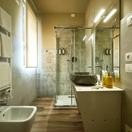 The School Venice, Boutique Loft Маргера